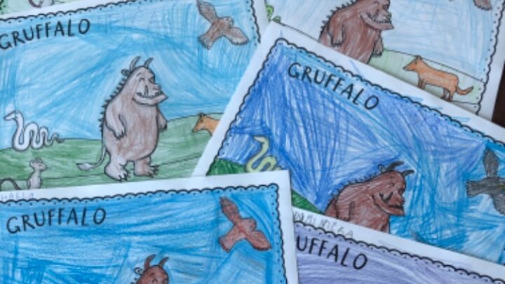 Žáčky 1.A vystrašil v knihovně Gruffalo