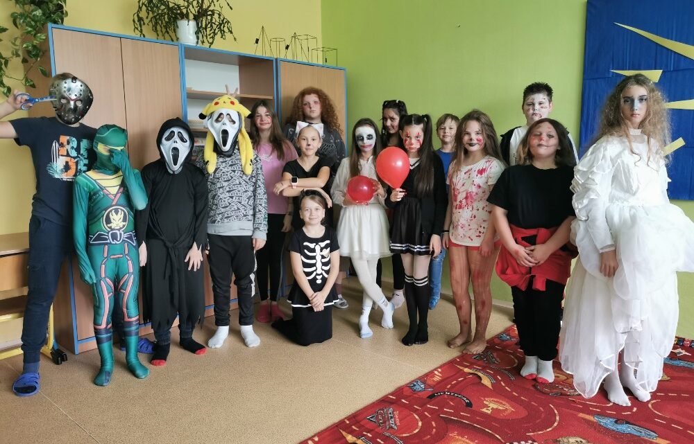Halloween slavily i děti v 5.A Halloween slavily i děti v 5.A