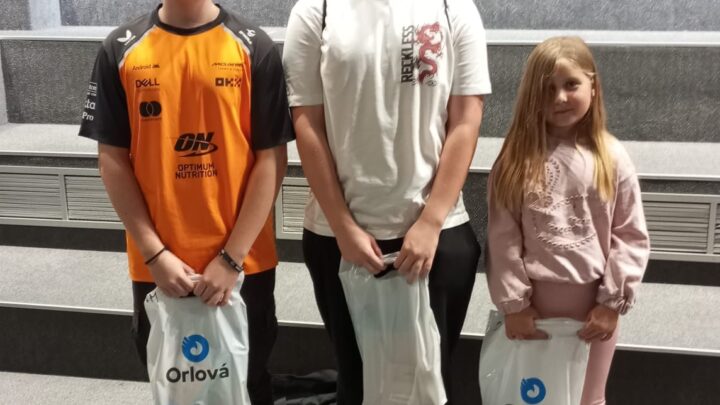 Studánka  plave  – ocenění nejlepších z Plavecké soutěže měst