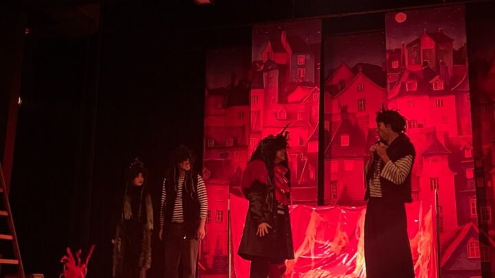 Druháci a třeťáci v divadle