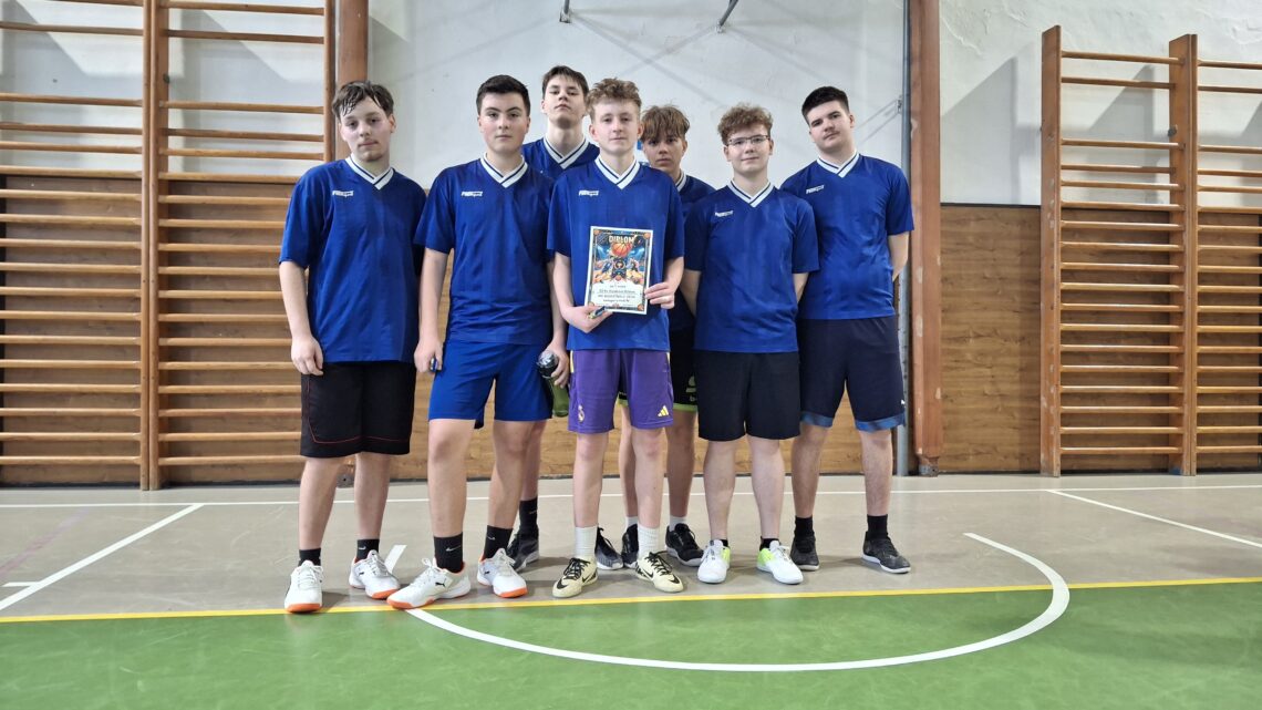 Košíková – městské kolo starších chlapců