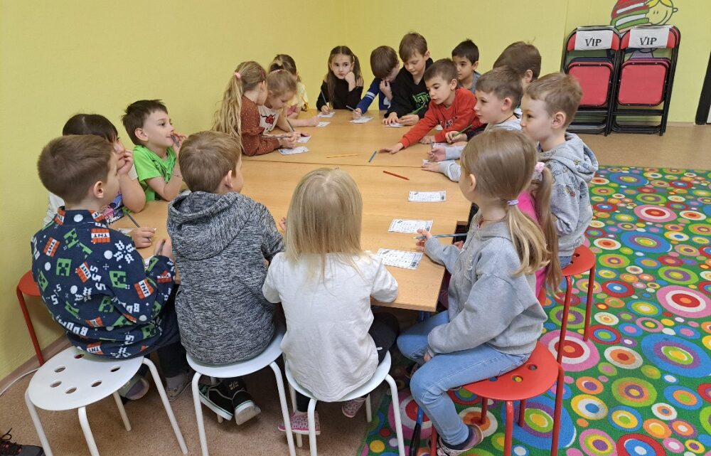 Prvňáčci v říši pohádek