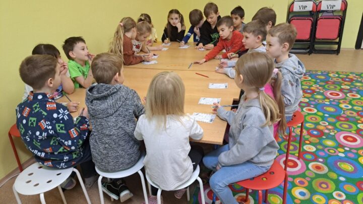 Prvňáčci v říši pohádek