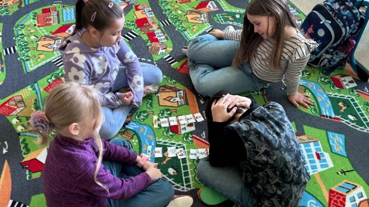 Malí doktoři pečují o zdraví, aneb když se učení změní v dobrodružství ve 2. třídách