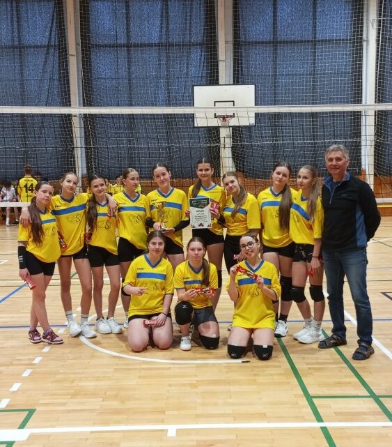 Děvčata ze Studánky  ovládla MK ve volejbale