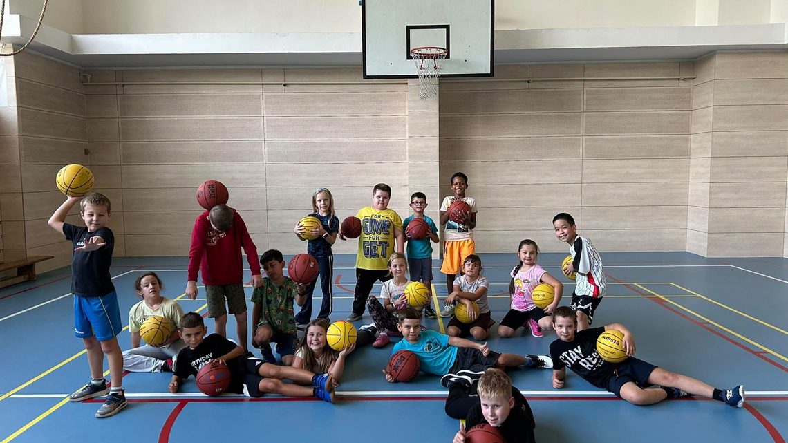 Týden s basketbalem na 1.stupni