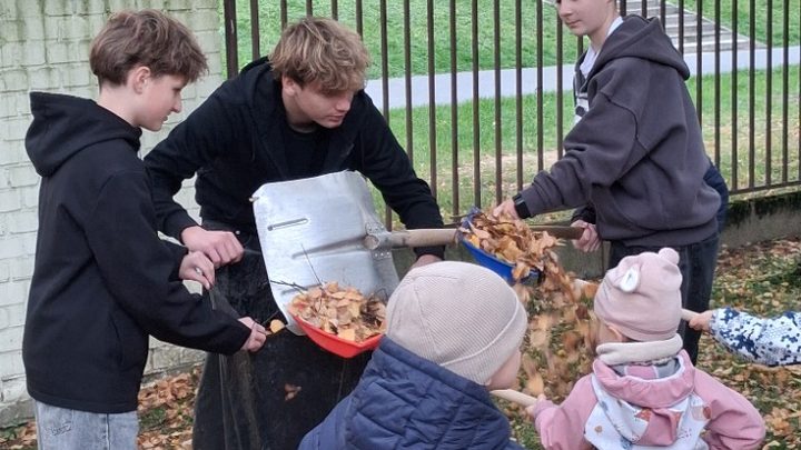 Pomáhali jsme v MŠ Ke Studánce